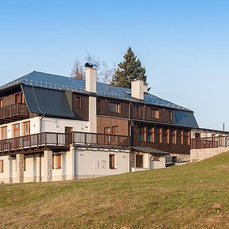 Aneta Hotel & Restaurant Витковице Экстерьер фото